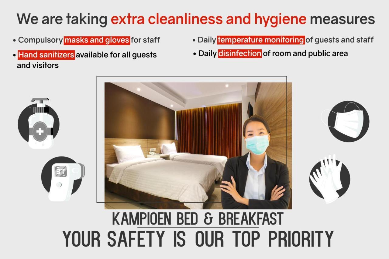 Kampioen Bed & Breakfast Bandung Esterno foto