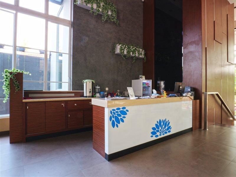 Kampioen Bed & Breakfast Bandung Esterno foto
