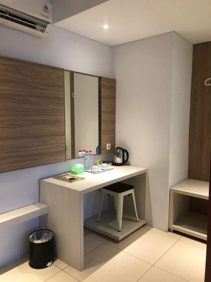 Kampioen Bed & Breakfast Bandung Esterno foto