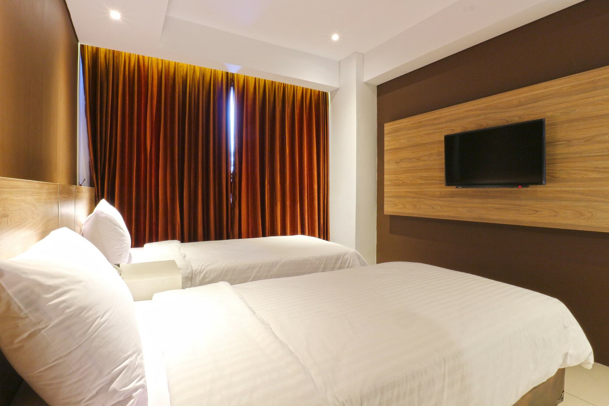 Kampioen Bed & Breakfast Bandung Esterno foto